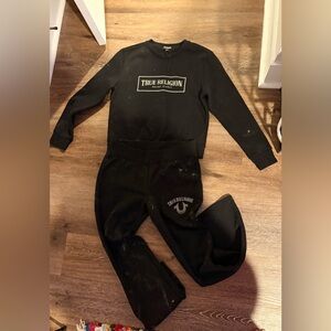 black true religion set